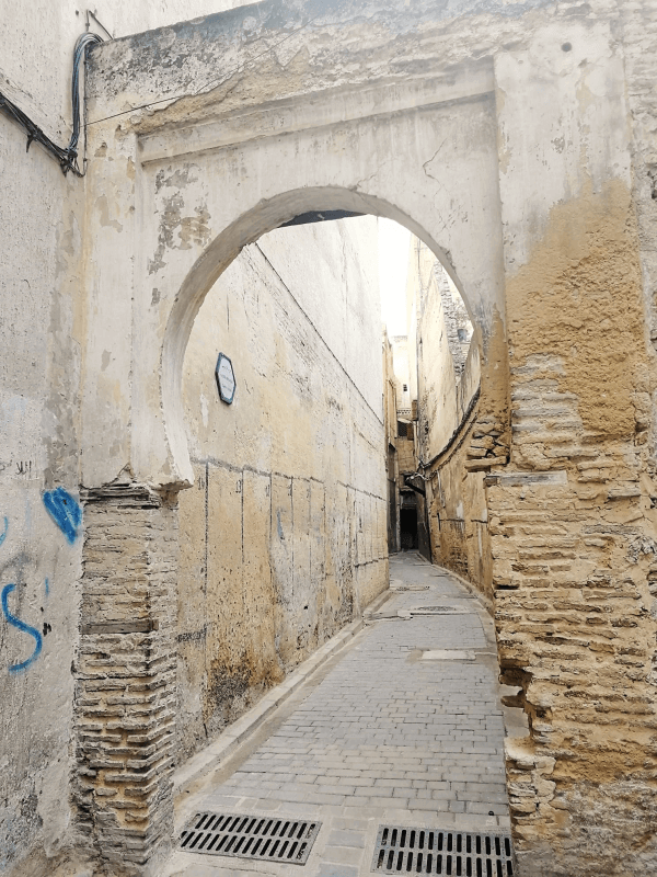 Callejón sin salida en la medina de Fez