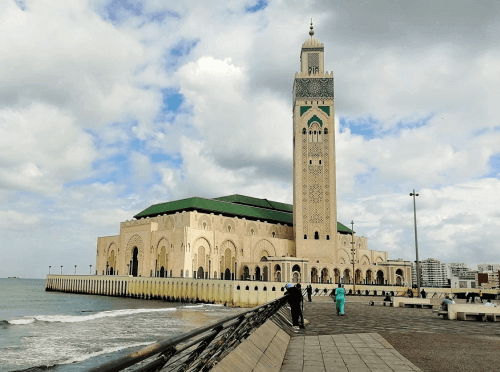 Exterior de la Mezquita Hassan II en Casablanca